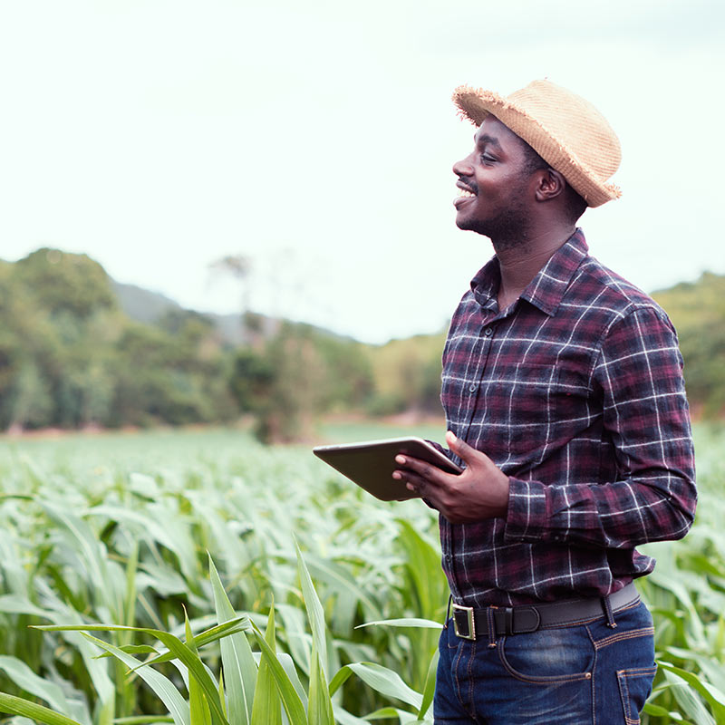 biosorra-farmer-working-in-tropics
